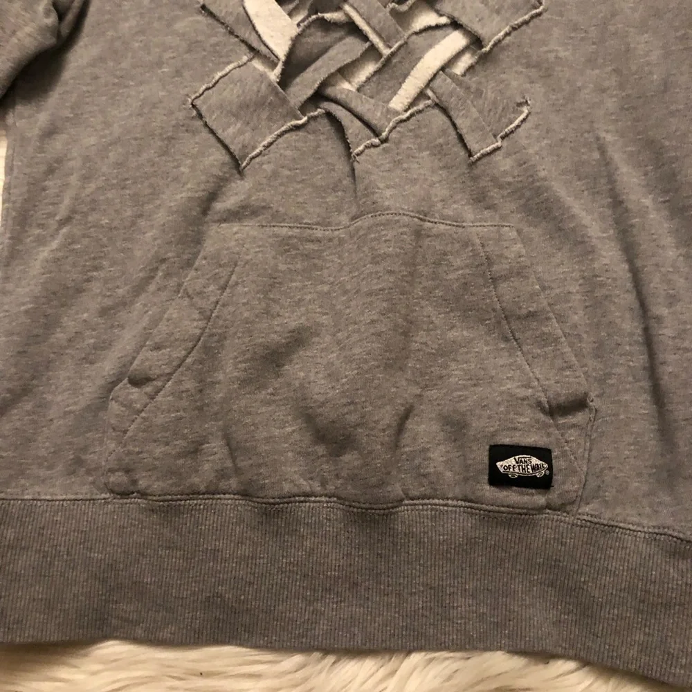 Vans of the Wall Cut Out Kangaroo Pocket Grey Unisex Hoodie size M